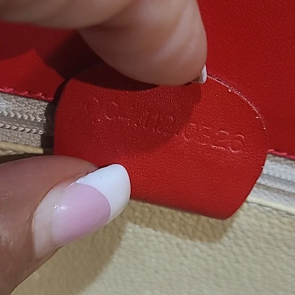 GUCCI*Beautiful* Floral/Red*Very Rare *Vintage Clutch - Picture 3 of 9